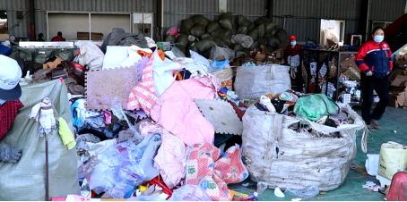 貓先生智能廢品回收箱，再生資源收集柜，小區(qū)垃圾回收站生產(chǎn)廠家