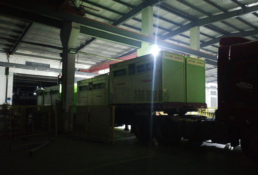 貓先生智能廢品回收箱，再生資源收集柜，小區(qū)垃圾回收站生產(chǎn)廠家